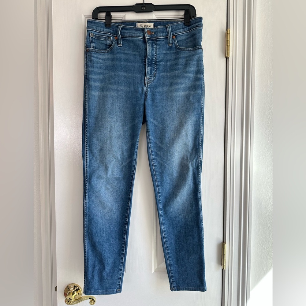 Madewell 10” High Rise Skinny jeans size 29 - in perfect condition doesn’t fit